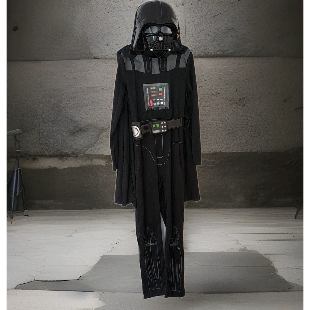 Darth Vader Halloween Costume Sz Medium 8-10 Boys Jumpsuit Mask Belt & Cape 4 Pc